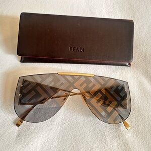 Fendi Gold and Brown Patterned Sunglasses